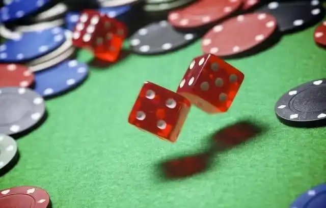 phdream apk Philippines gaming platform hero banner showing sports and casino entertainment